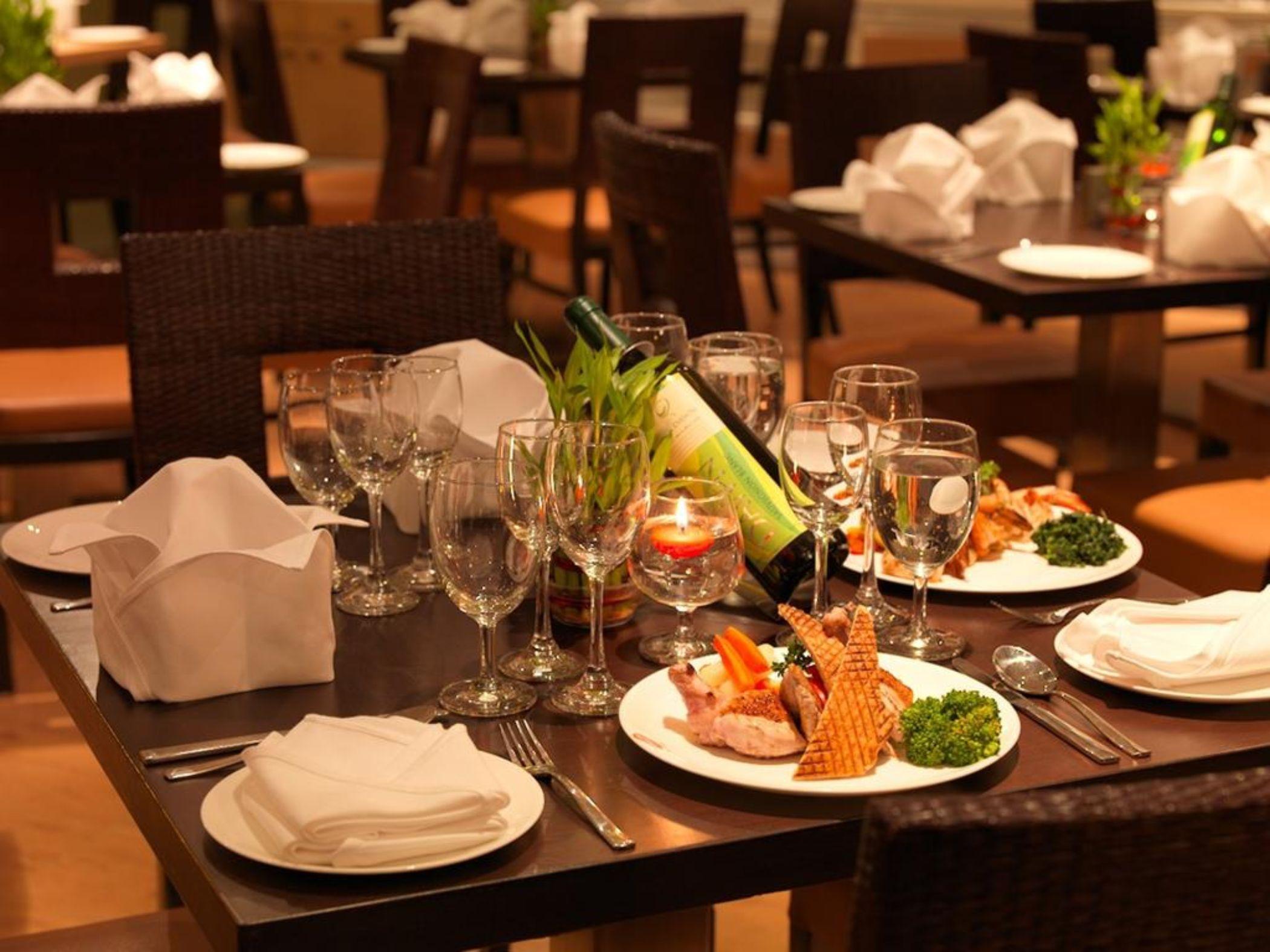 โรงแรมสปรีศิวะ Pimpri-Chinchwad ภายนอก รูปภาพ